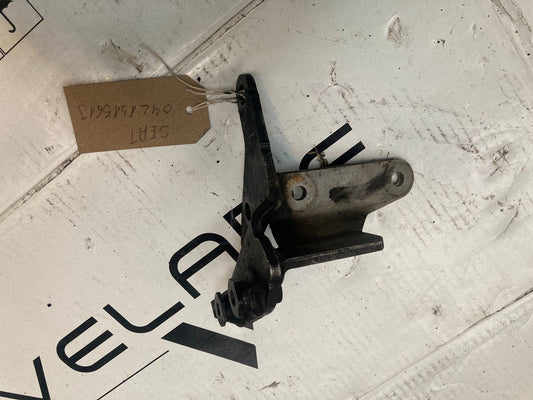 SEAT Ibiza IV VW Polo 6R Skoda Fabia 1.6 TDI Gearbox Transmission Mount Bracket