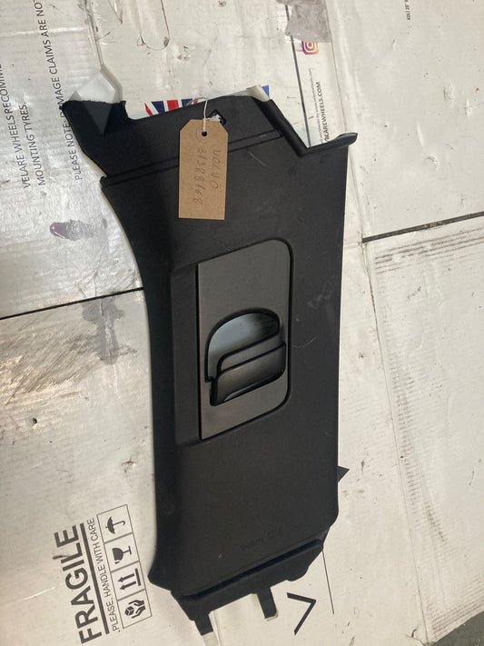 VOLVO XC40 Right Side Upper B-Pillar Trim Panel 31479715 Genuine