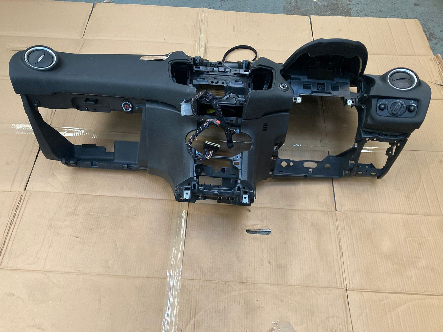 Ford Fiesta MK7/MK7.5 (2013-2017) Dashboard Panel 8A61A04325BRW