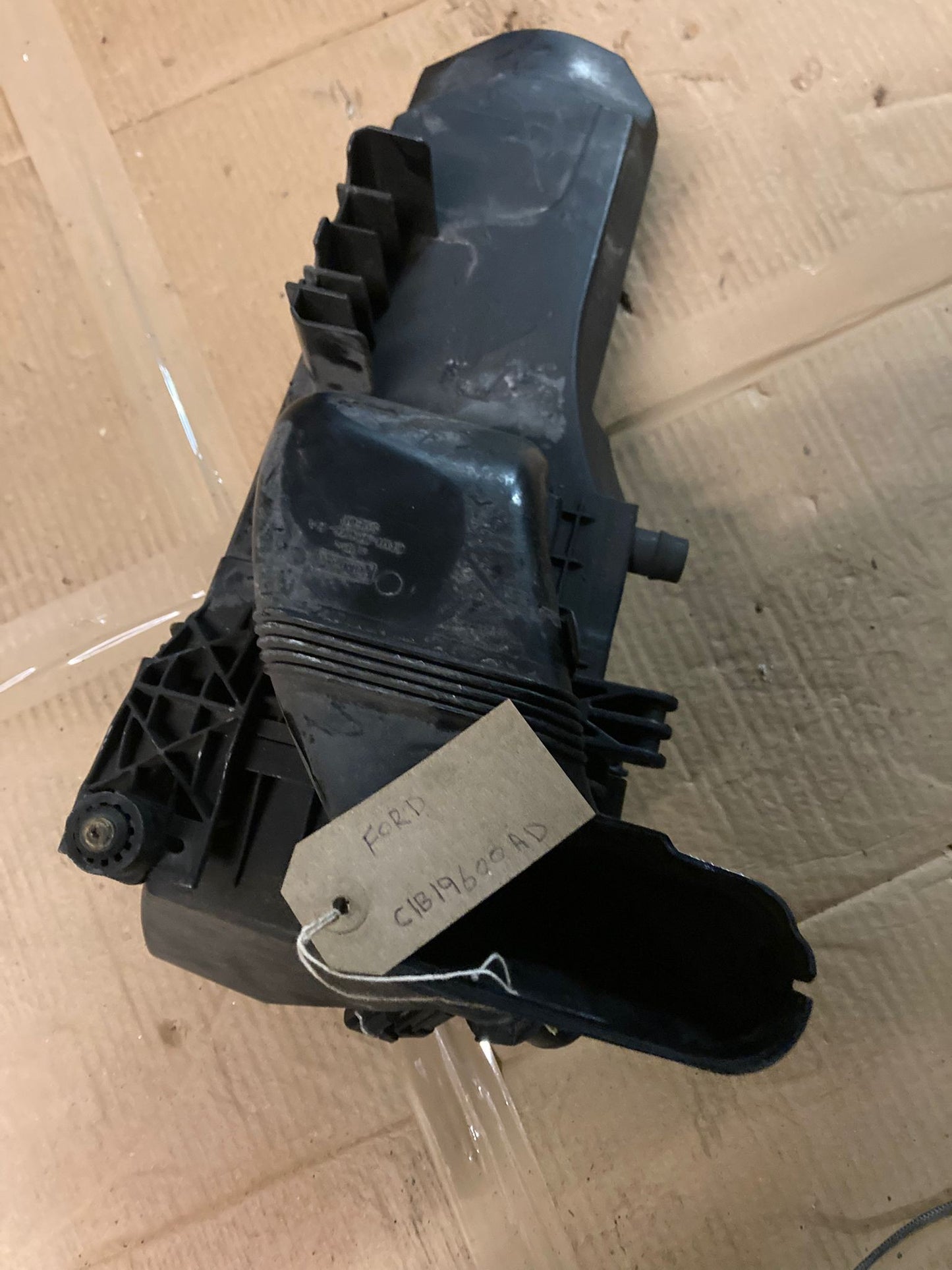 Ford Fiesta Mk7 2013‑2017 Air Filter Box C1B19600AD