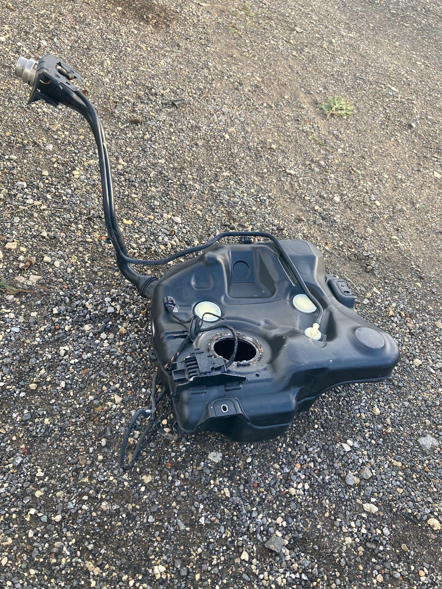 VW Golf Mk7 Mk7.5 2013-2020 Petrol Fuel Tank 5Q020102