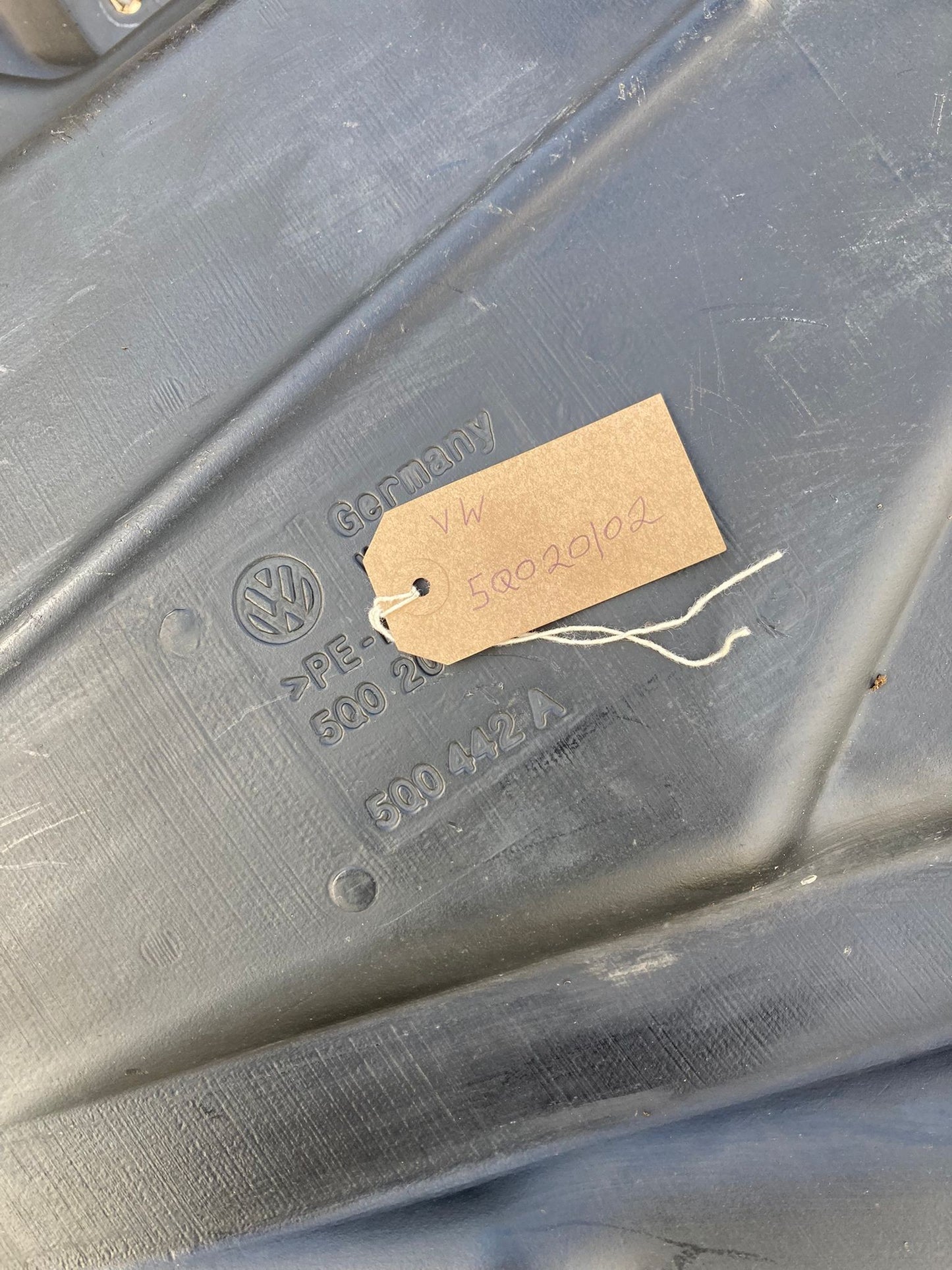 VW Golf Mk7 Mk7.5 2013-2020 Petrol Fuel Tank 5Q020102