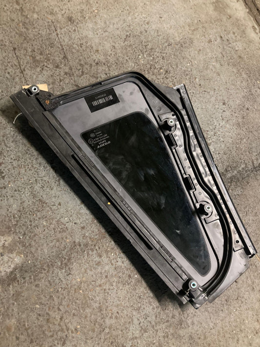 Volvo V60 Mk2 2018-2025 Rear Left Door Fixed Window Glass 31442970