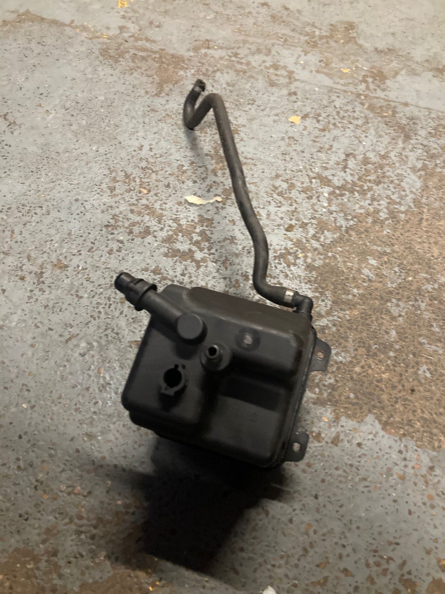 Range Rover L322 MK3 2002-2012 Coolant Expansion Tank Reservoir 7501959