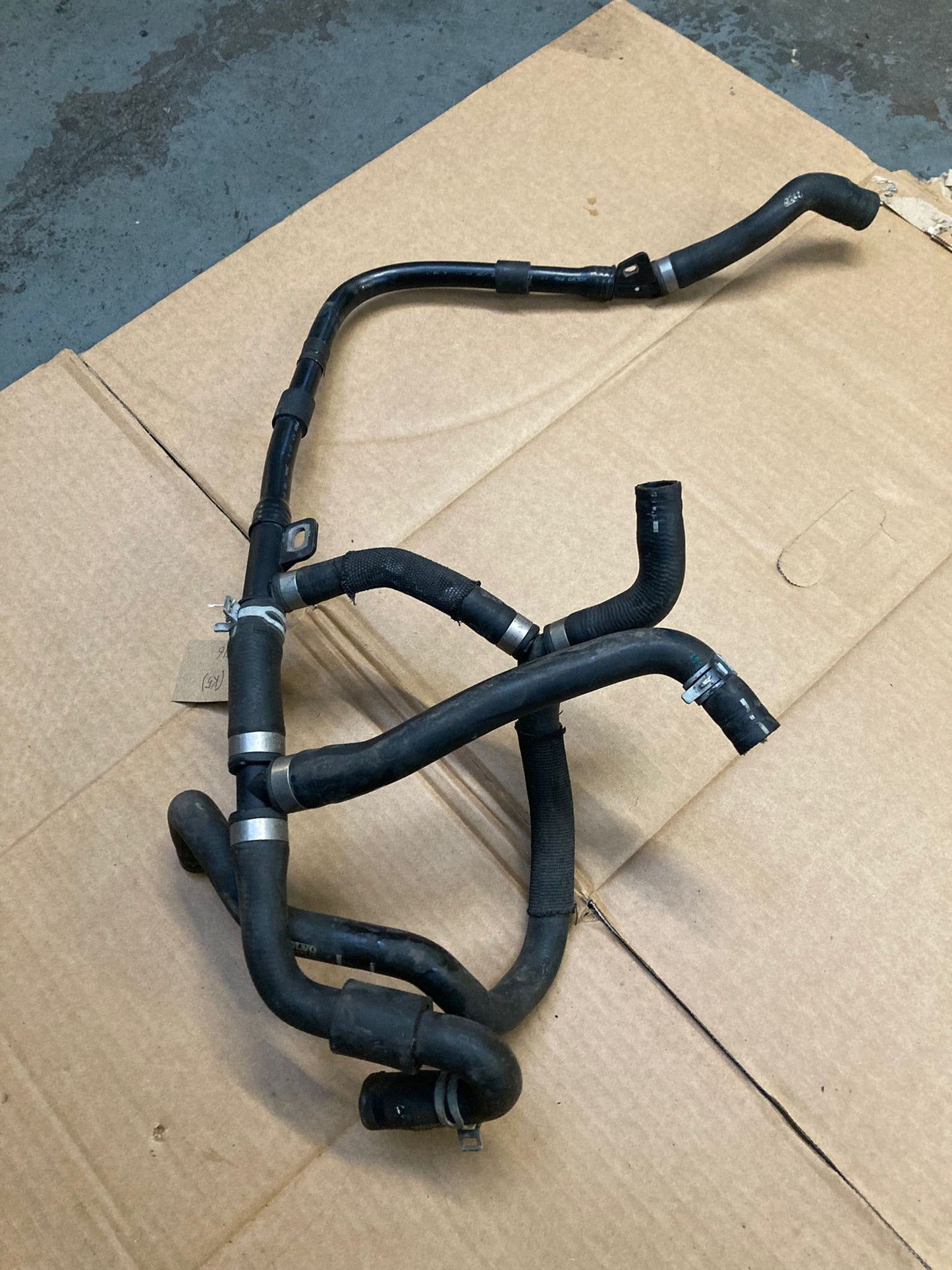 Volvo XC70 Cross Country 2022 Coolant Hose Pipe 32249716