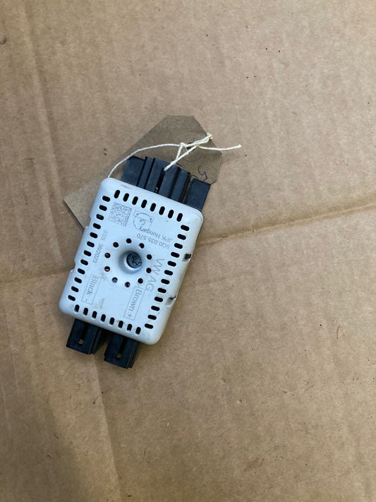 VW GOLF MK7 13-17 RADIO ANTENNA DISTURBANCE SUPPRESSOR 5Q0035570