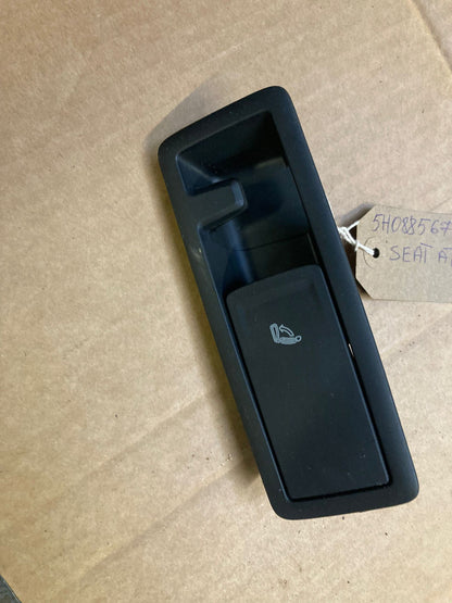 SEAT ATECA KH7 2024 Rear Seat Backrest Release Switch 5H0885671A