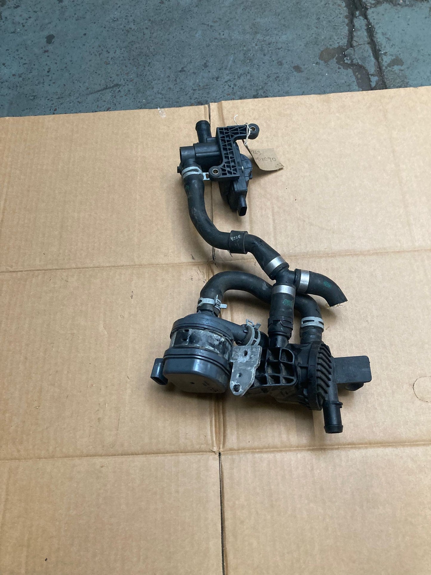 Volvo V60 MK2 2022 Water Cooler Valve 32249863