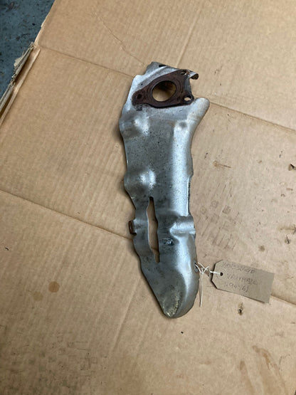 NISSAN QASHQAI J11 2014-18 EXHAUST MANIFOLD HEAT SHIELD 140133244R