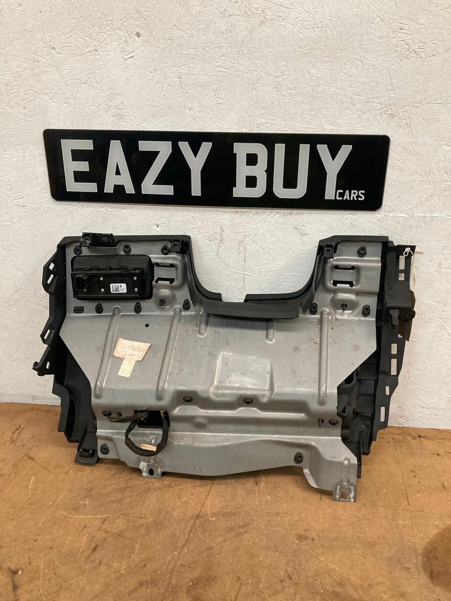 Range Rover Evoque L538 2011-2018 Switches and glove box complete BJ3211654AB