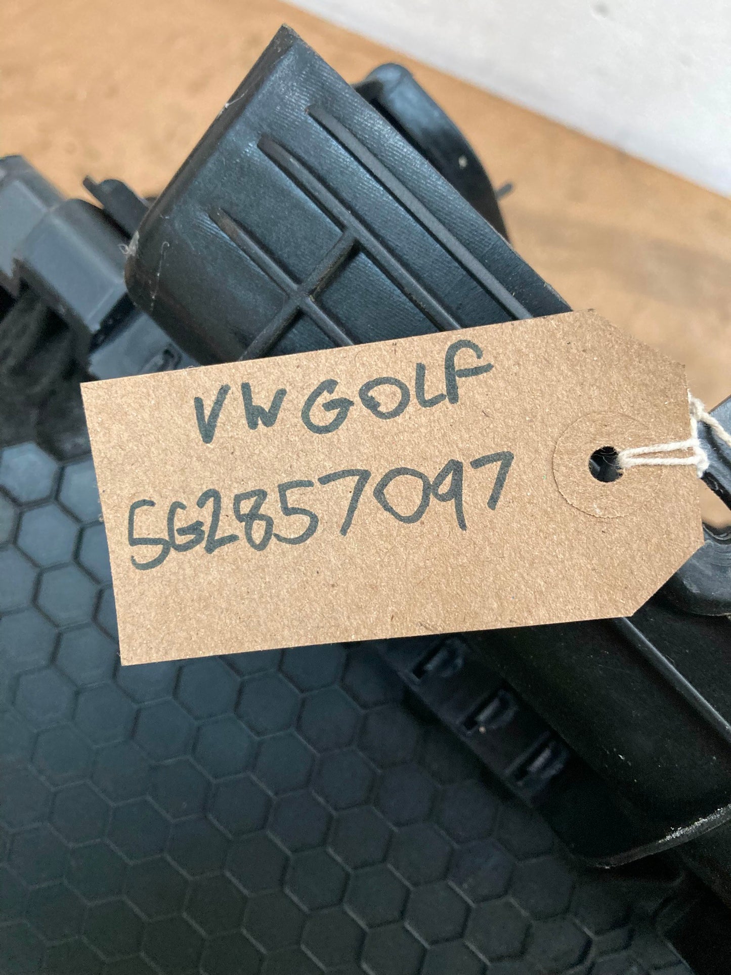 Volkswagen Golf MK7 2013-20 Glove Box Storage Compartment 5G2857097 Black RHD