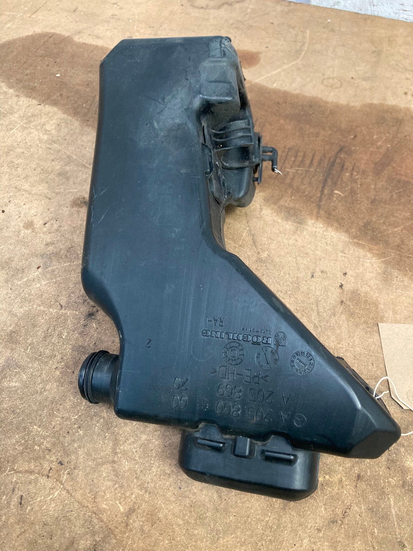 Mercedes C-Class W205 windscreen washer fluid tank A20558600160