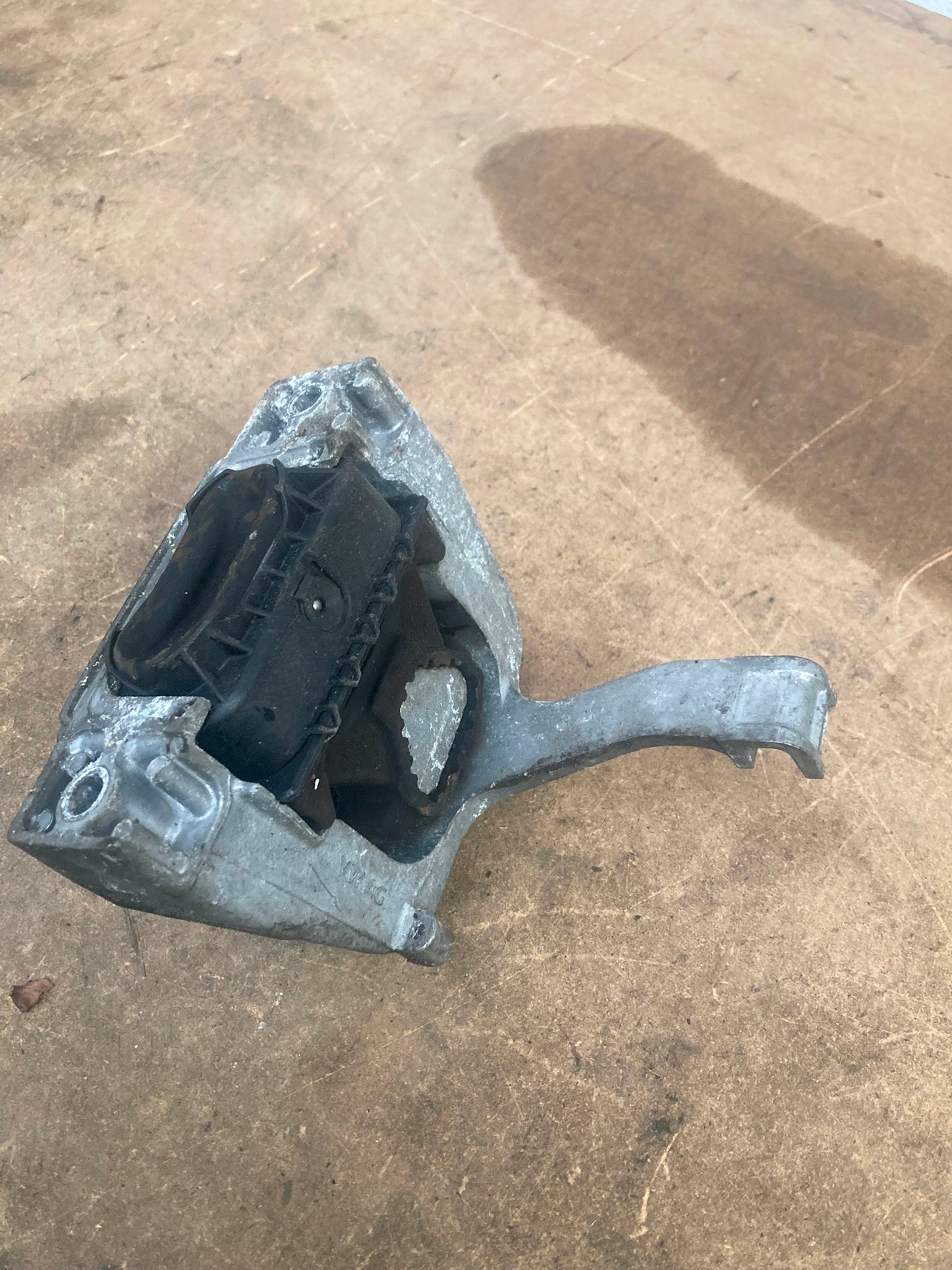 Audi A3 8V Q2 1.4 TFSI Right Engine Mount 5Q0199262BE