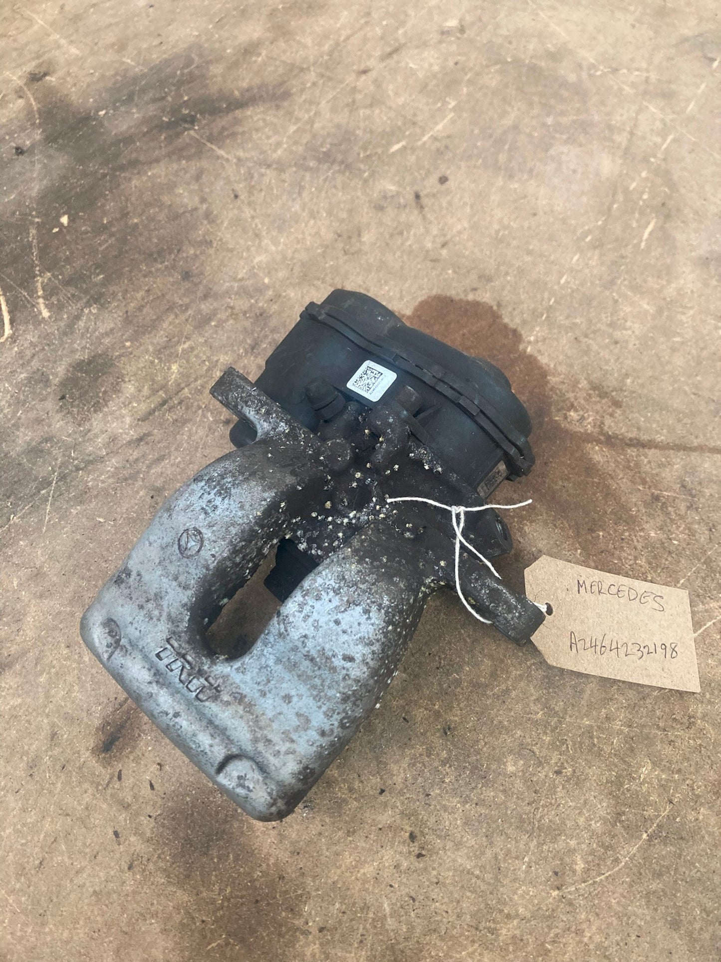 Mercedes A-Class W176 B-Class W246 12-18 Rear Left Brake Caliper A2464232198