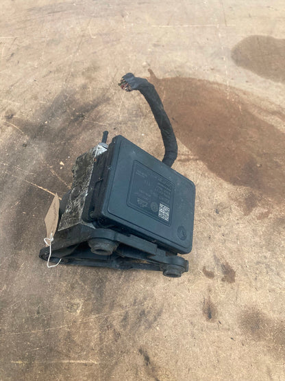 Volkswagen Golf MK7 / Passat B8 2013-2020 ABS Pump Module 3Q0907379Q