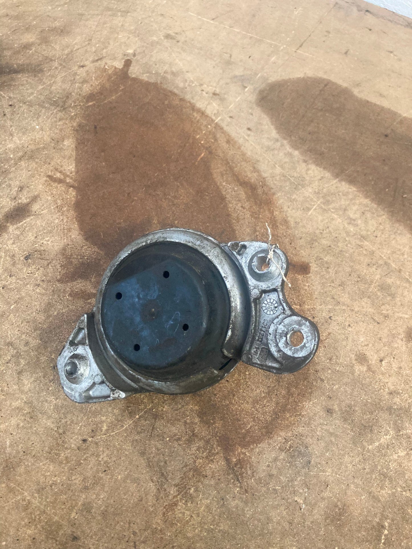 Mercedes Engine Mount A2052407800 C-Class W205 GLC X253 LEFT 2014-18